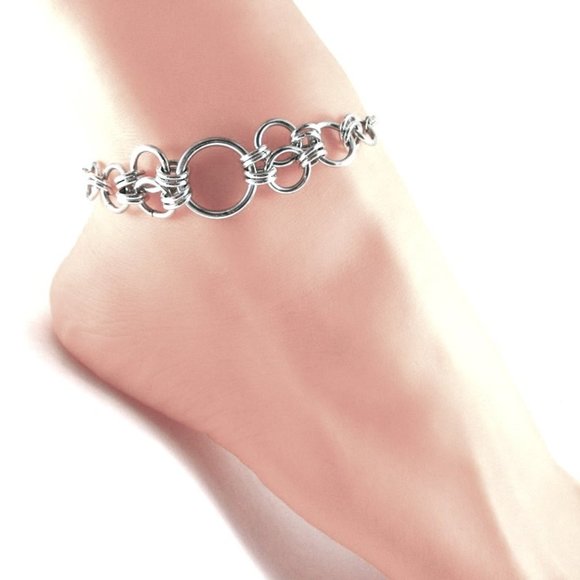 Silver Linked O Rings Anklet or Bracelet Chain Maille Links Handmade Jewelry - Picture 1 of 5